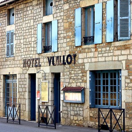 Logis Hotel Restaurant & Pizzeria Vuillot Cuiseaux Esterno foto