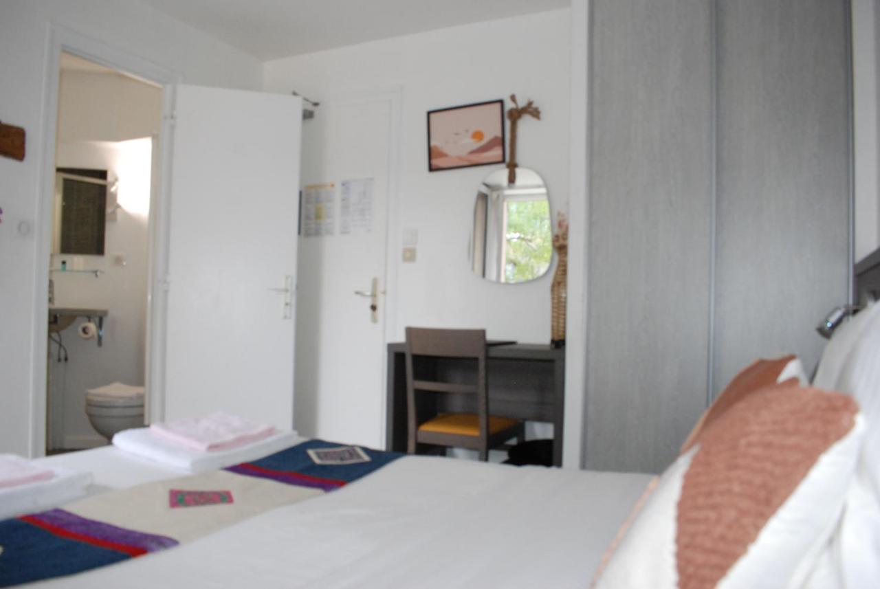 Logis Hotel Restaurant & Pizzeria Vuillot Cuiseaux Esterno foto