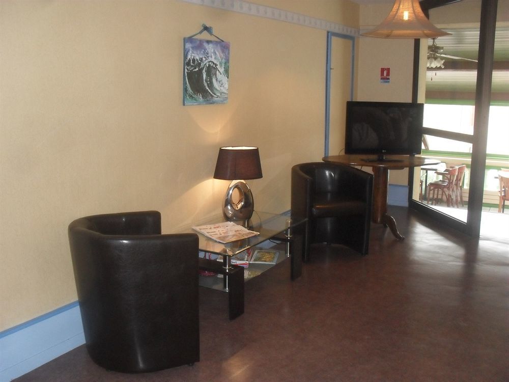 Logis Hotel Restaurant & Pizzeria Vuillot Cuiseaux Esterno foto